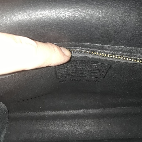 Purse - Picture 4 of 4